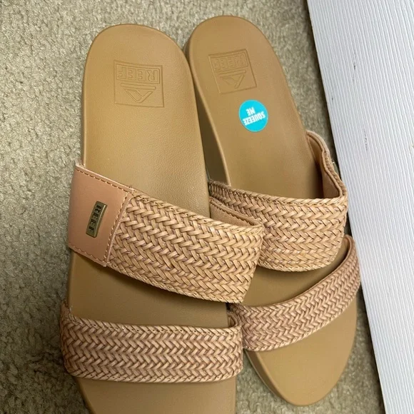 Reef Beige Slide Sandals - Picture 5 of 11